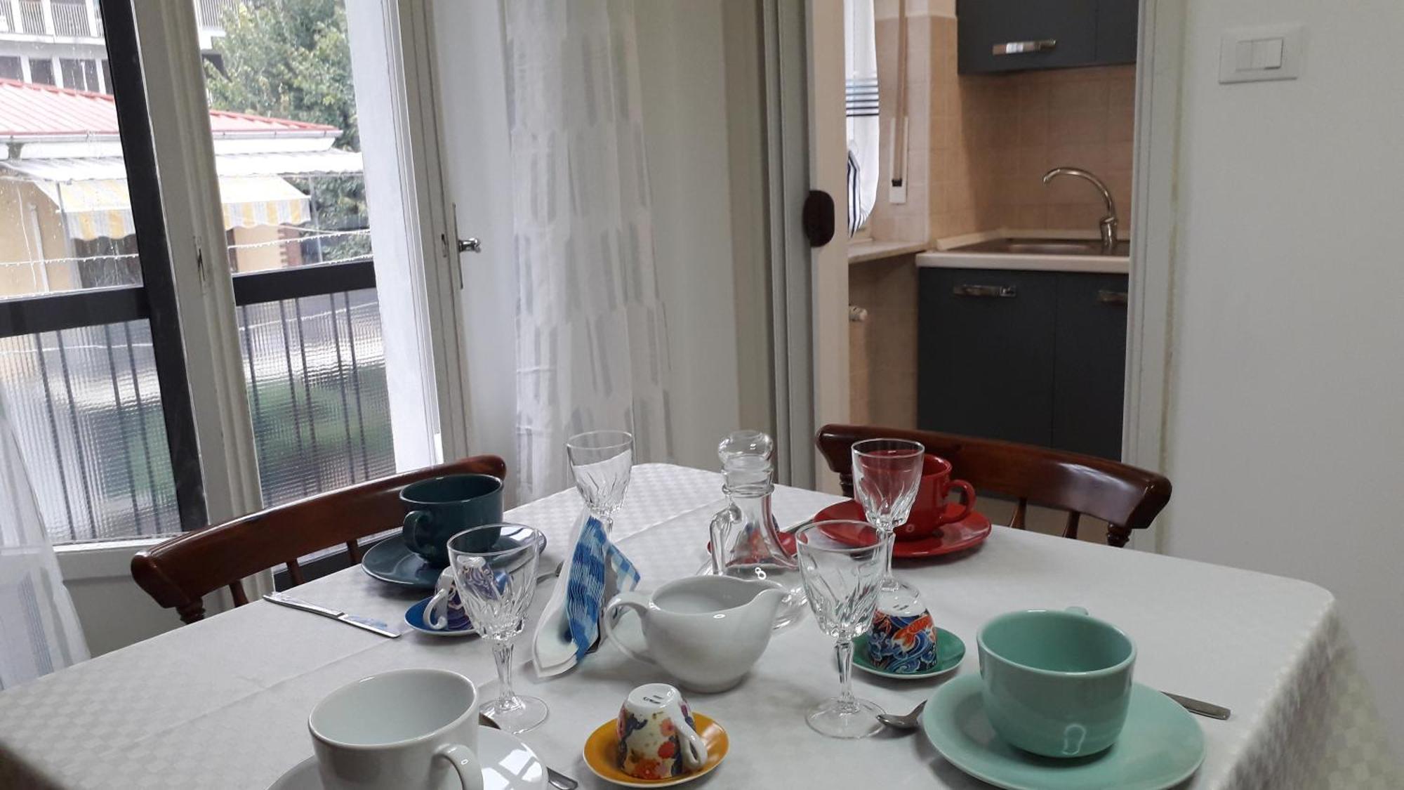 Alesa Apartament Vercelli Buitenkant foto