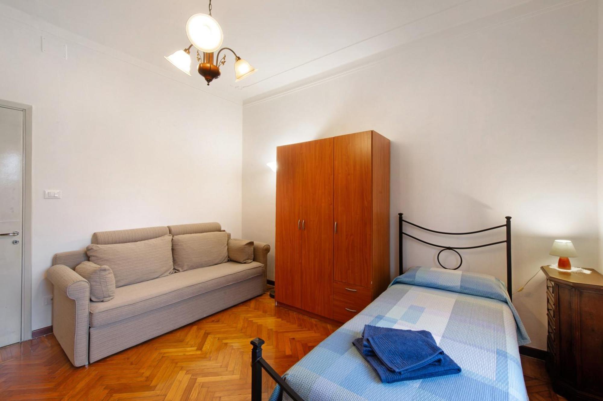 Alesa Apartament Vercelli Buitenkant foto