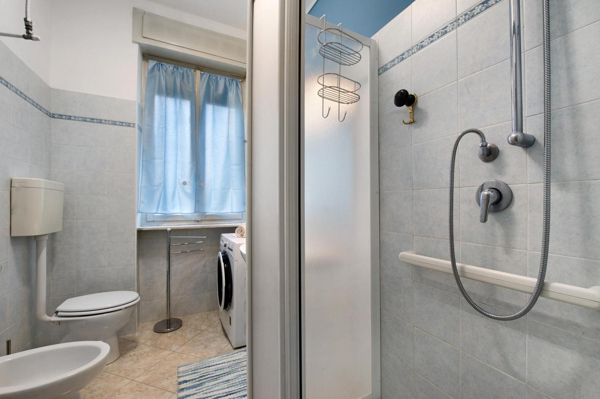 Alesa Apartament Vercelli Buitenkant foto
