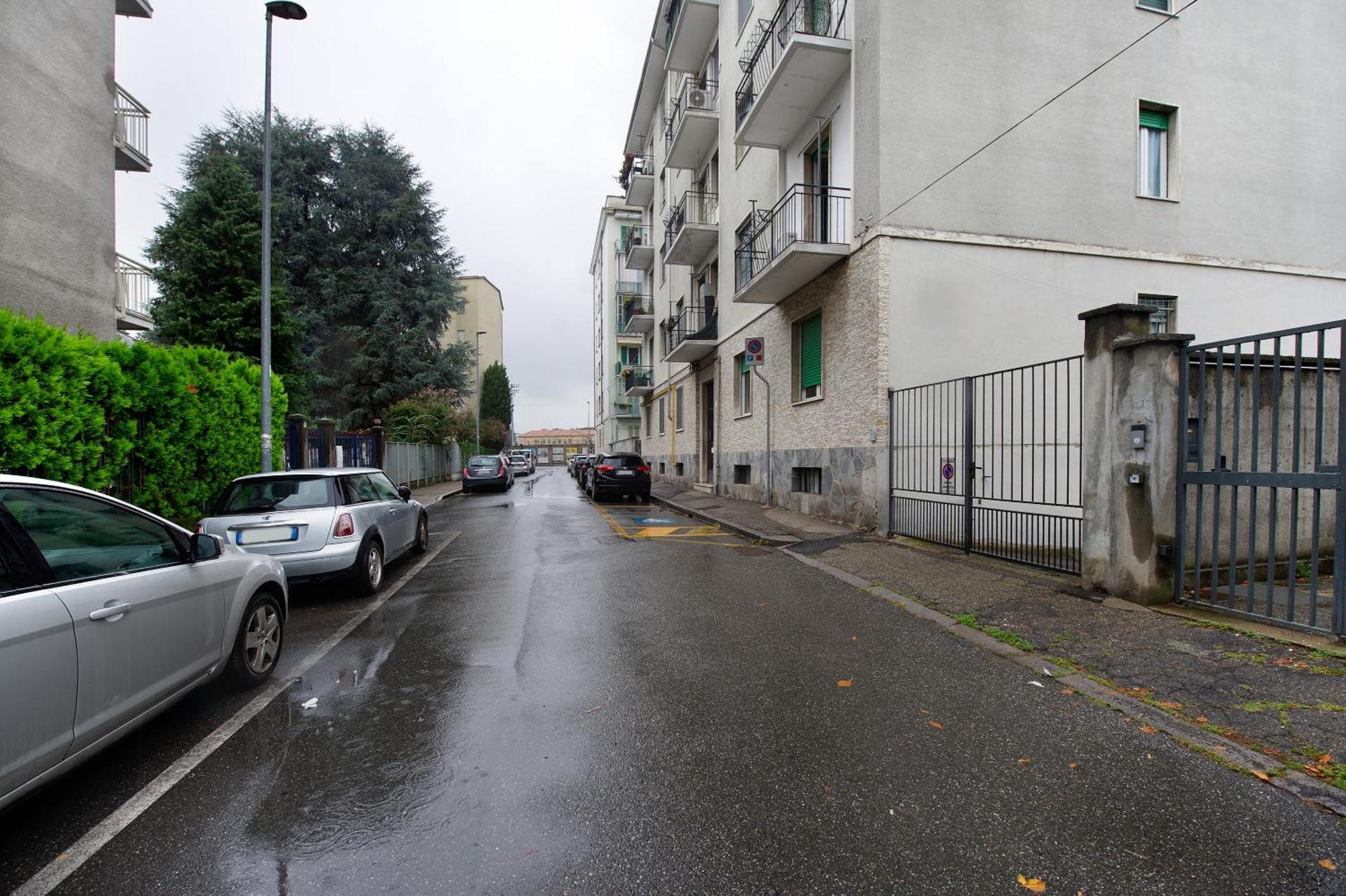 Alesa Apartament Vercelli Buitenkant foto