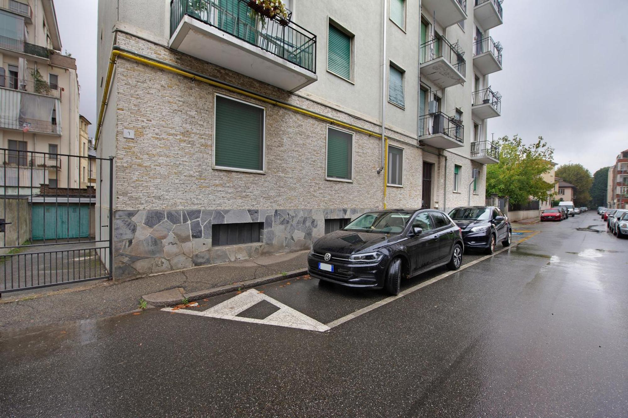 Alesa Apartament Vercelli Buitenkant foto