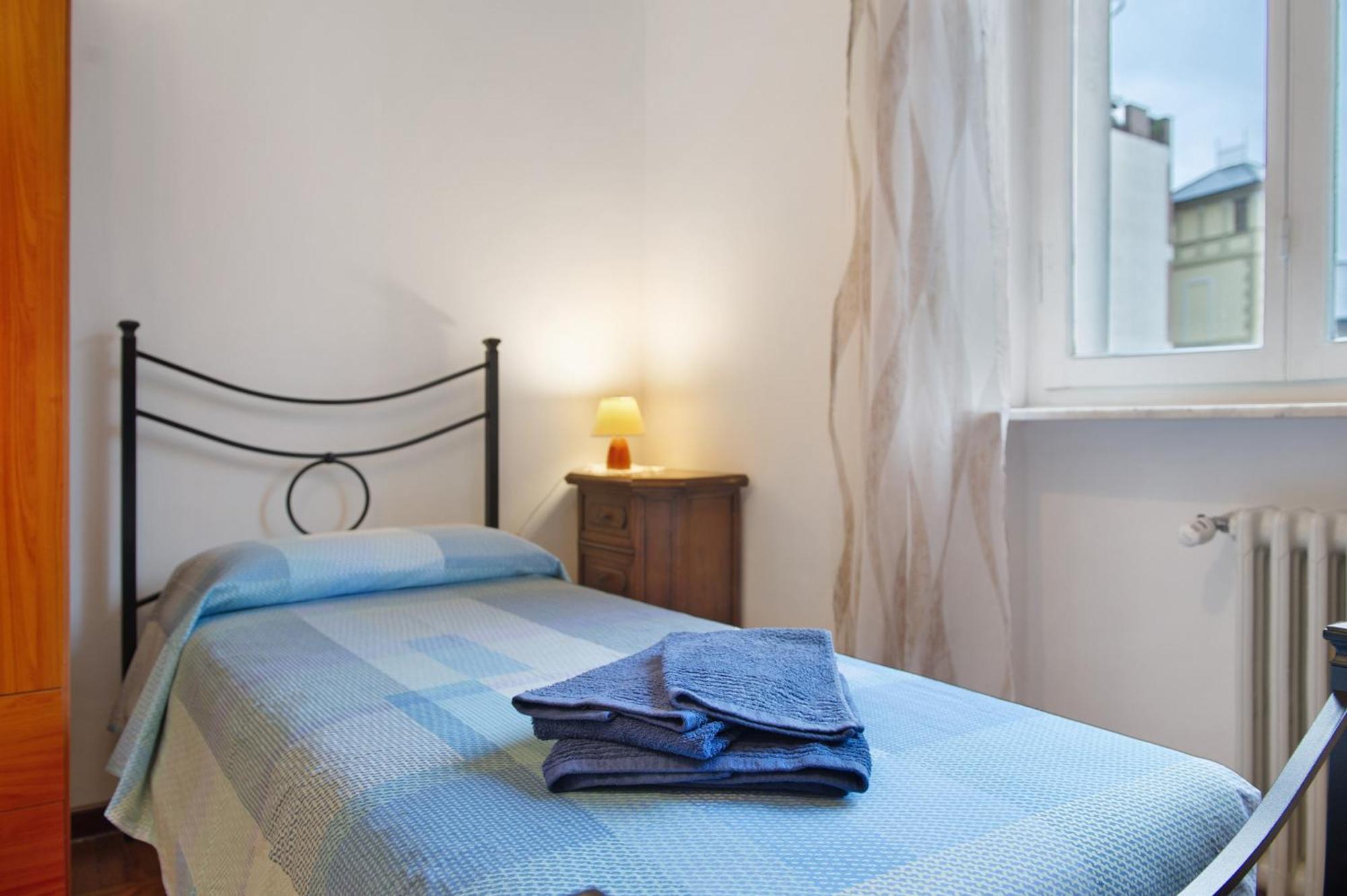 Alesa Apartament Vercelli Buitenkant foto