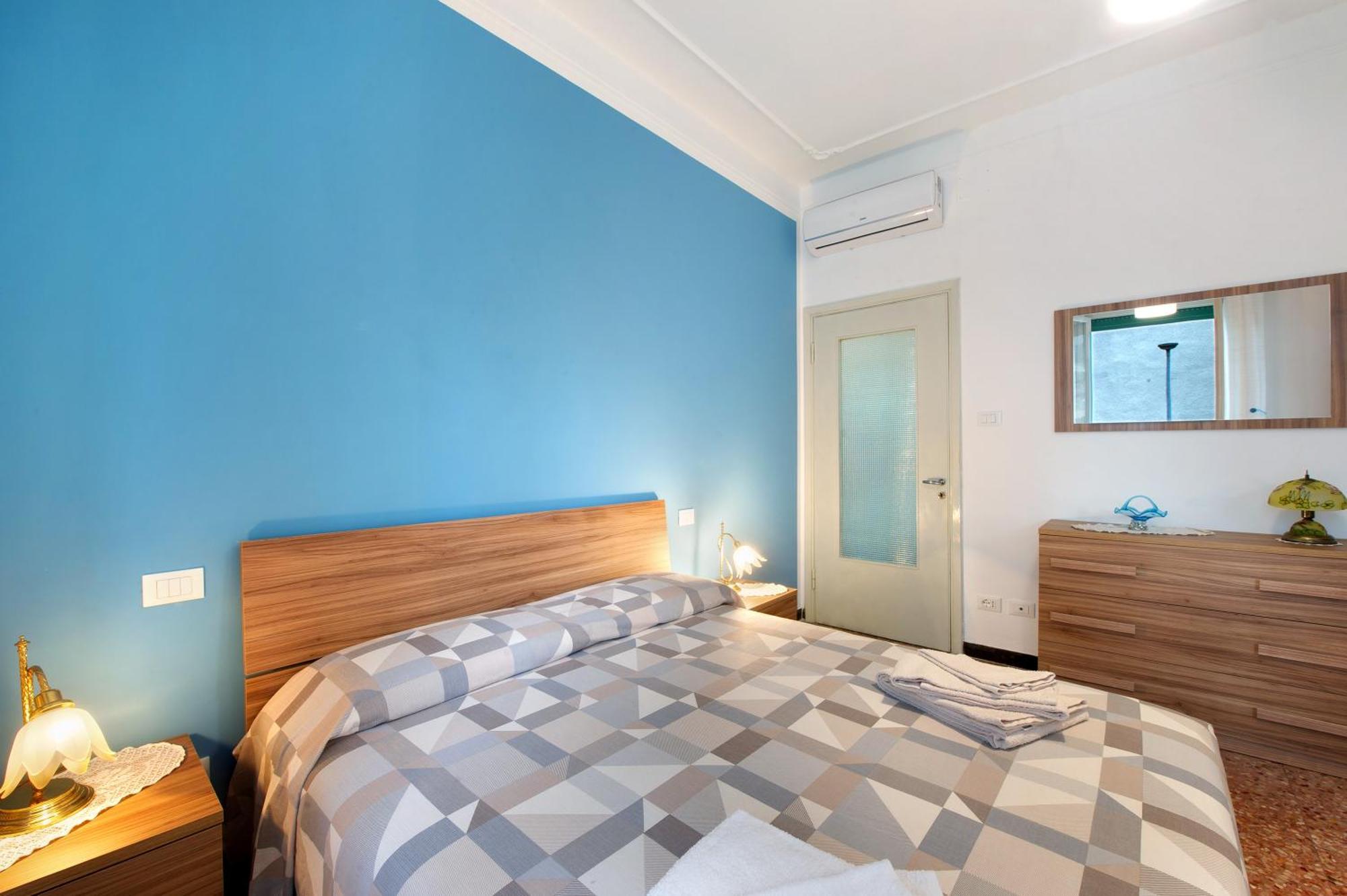 Alesa Apartament Vercelli Buitenkant foto